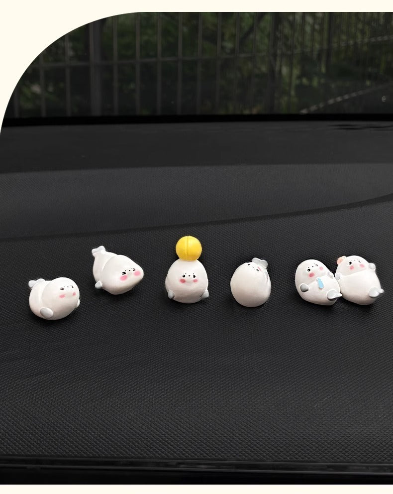 One set of six Little Seals - Comes with traceless adhesive