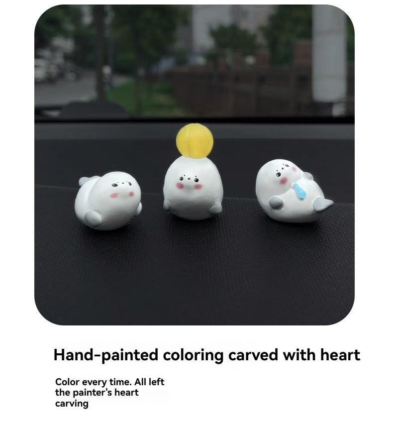 One set of six Little Seals - Comes with traceless adhesive